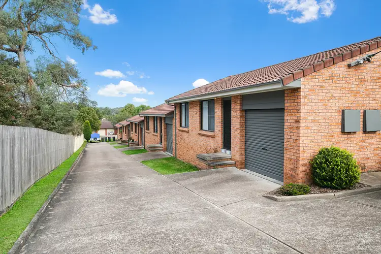 1-5/93 Mount Hall Road
