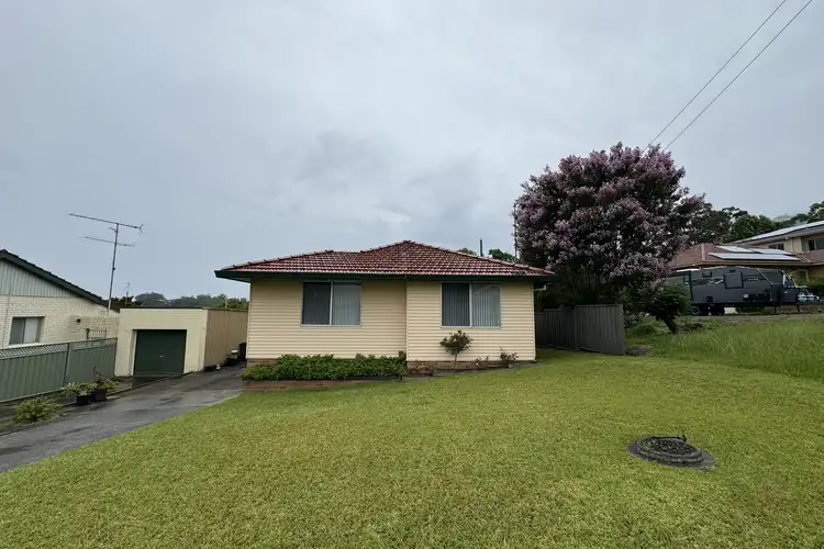 1/3 New Mount Pleasant Road