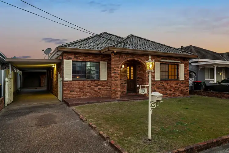 15 Mutch Avenue