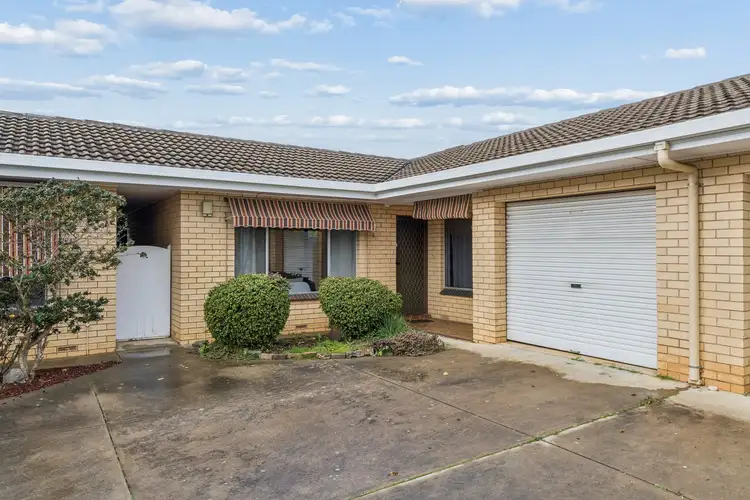 4/65 Winston Avenue