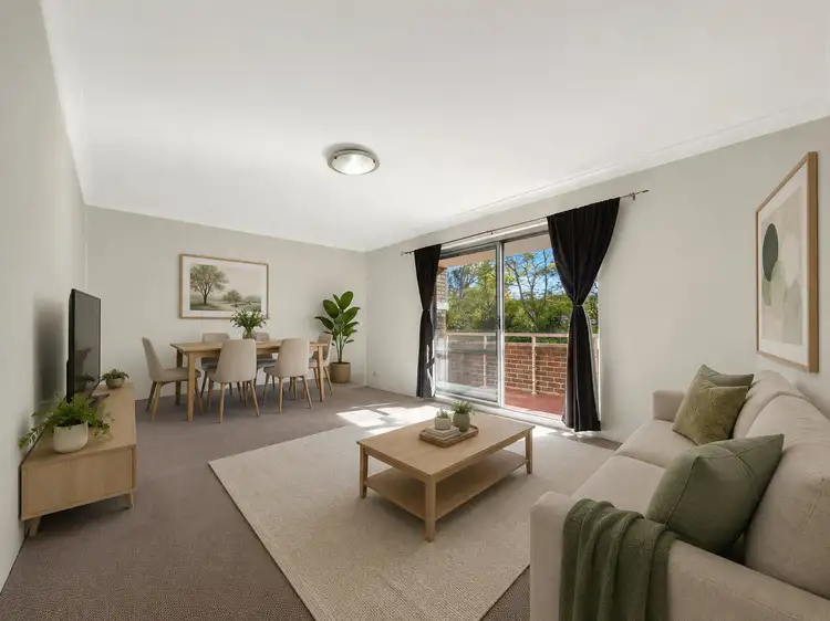 2/30-32 Meadow Crescent