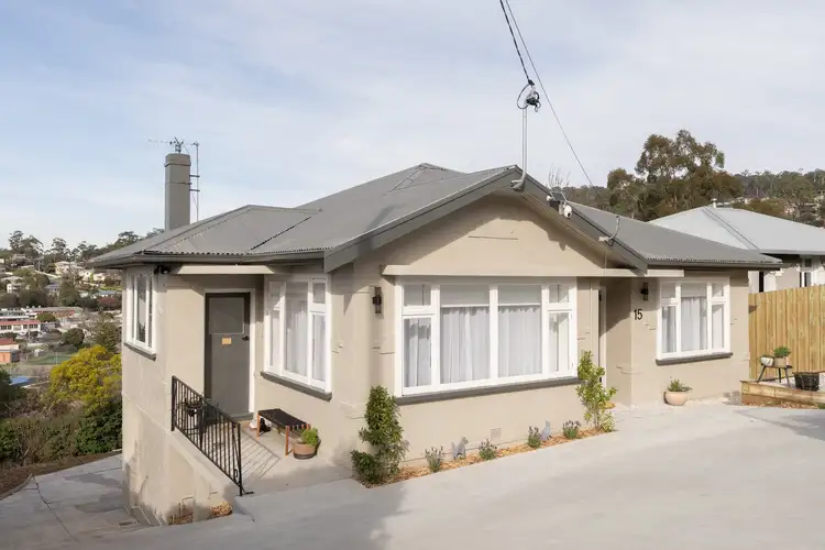 15 Veulalee Avenue