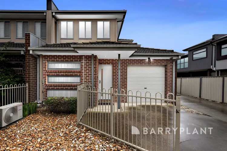 2/12 Kate Street