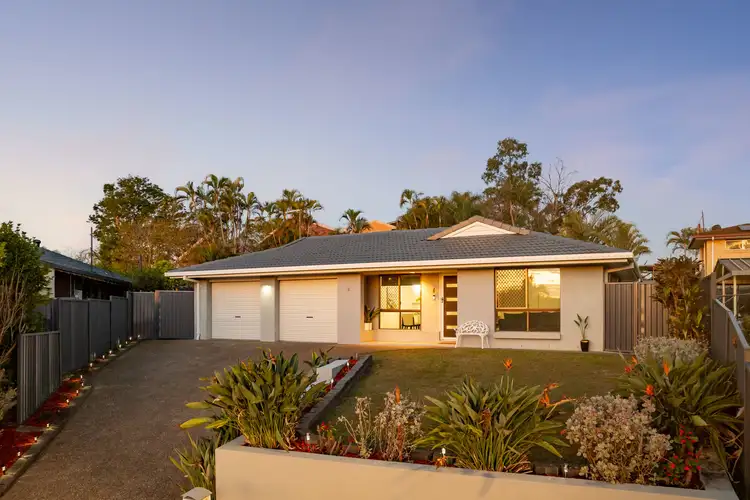 6 Blanc Close
