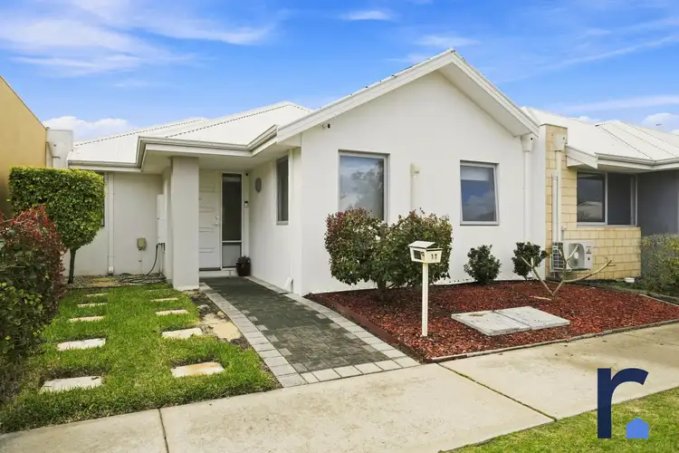 17/4 Montana Crescent