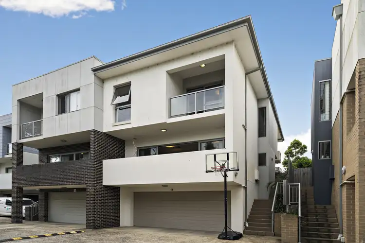 14/23 Watkins Road