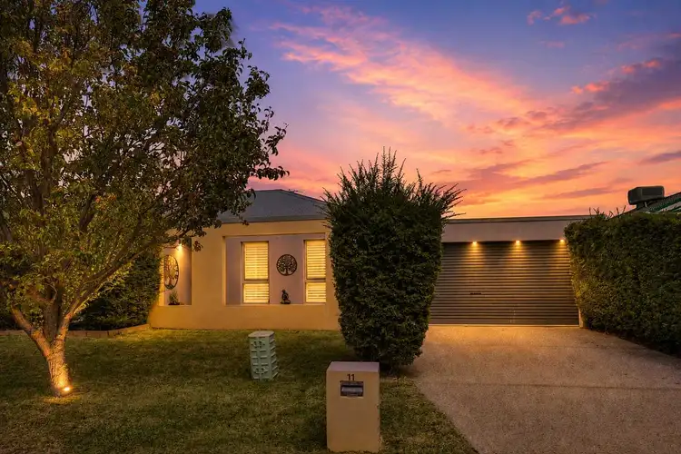 11 Villiva Drive