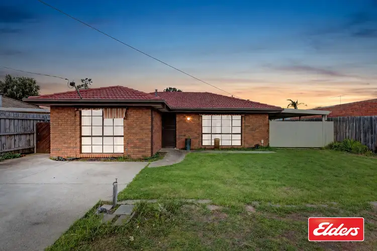 4 Lorikeet Court