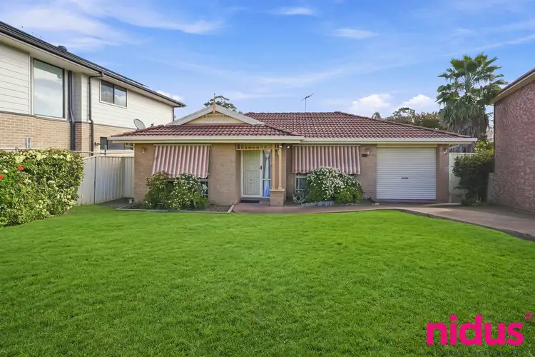 27 Appletree Grove