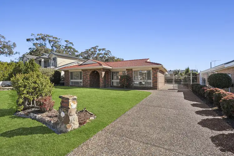 7 Karri Place