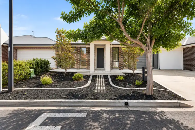 24 Osmond Terrace