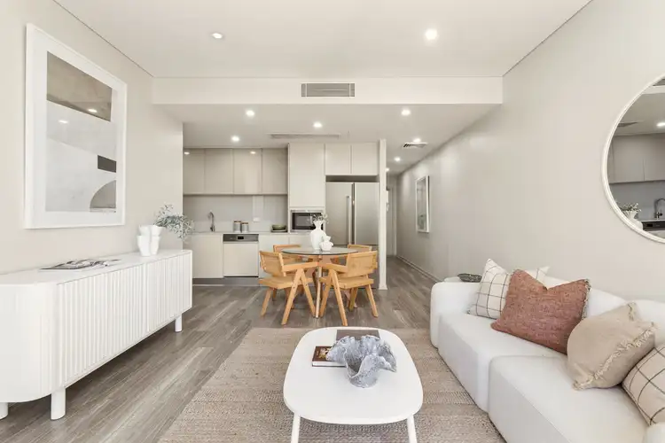 108A/23 Roger Street