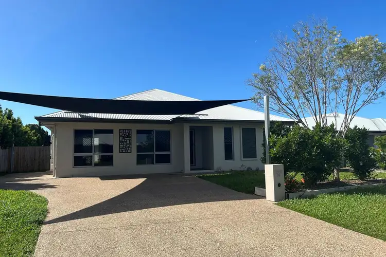 10 Carabeen Court