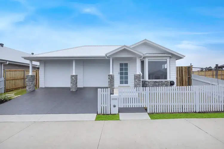 9 Rosella Avenue