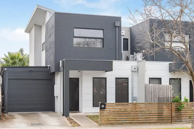 16 Spurling Street