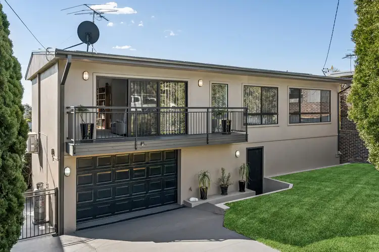 5 Ilkinia Place