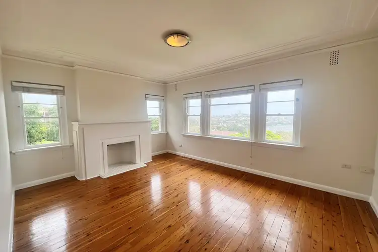 2/15 West Street