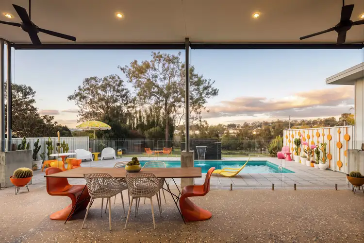 35 Waterfront Drive, Karalee QLD 4306