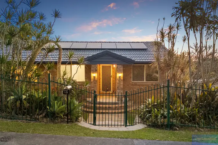 13 Overland Drive