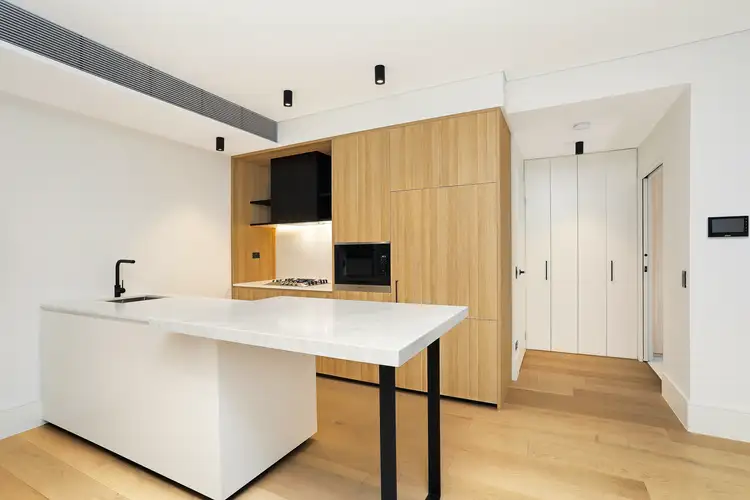 203/3 Brisbane Street