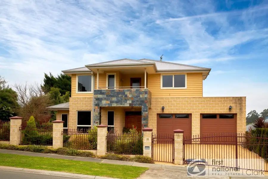 Main view of Homely house listing, 10 Blaxland Crescent, Warragul VIC 3820