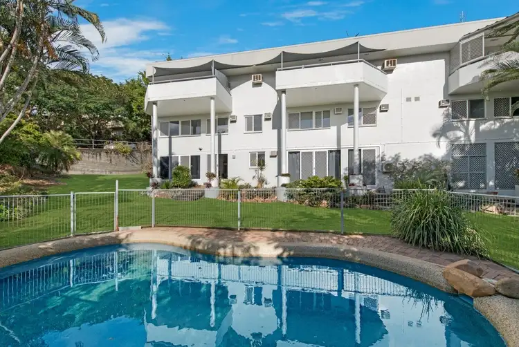 3/12 Eden Street