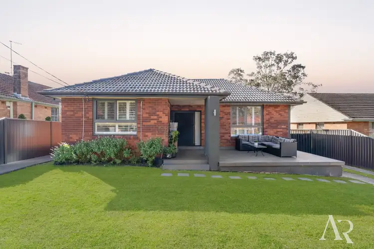 18 Goondah Street