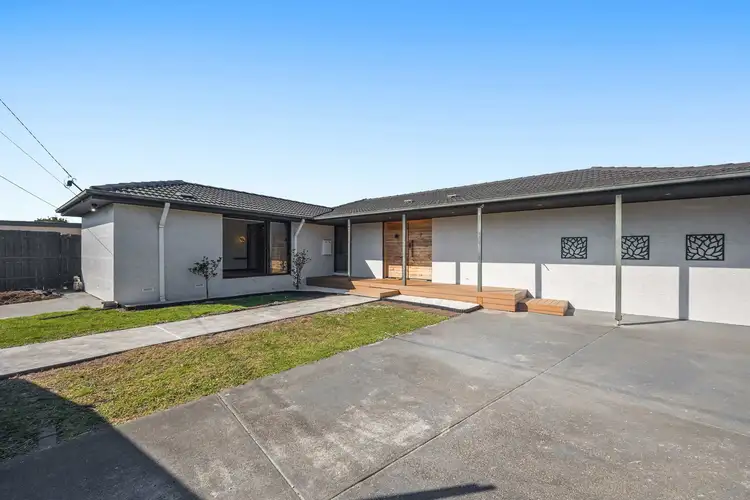 7 Carnoustie Court