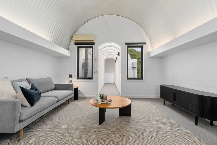 99 Neptune Street