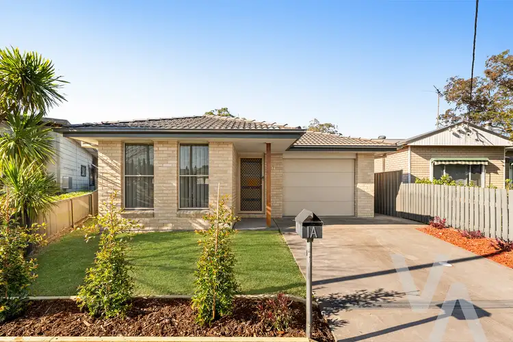 1A Lindley Street