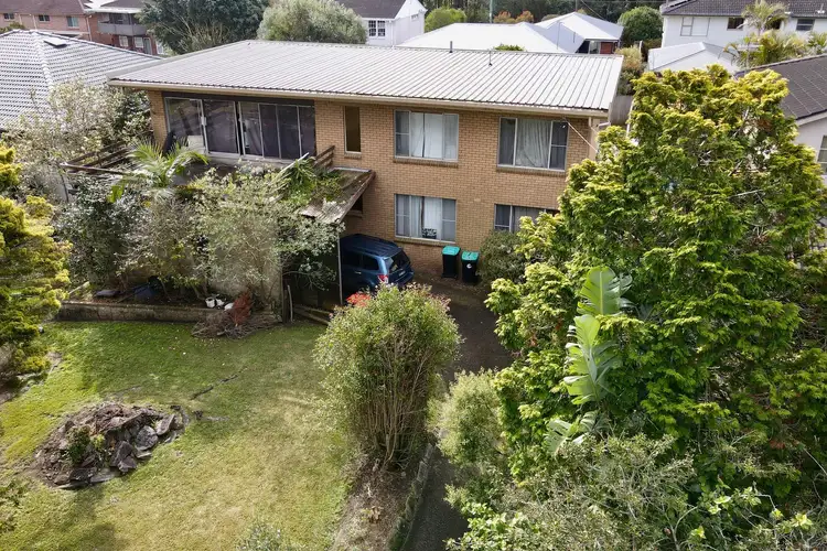 18 Malbara Crescent