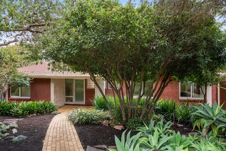 5 Meadowvale Road