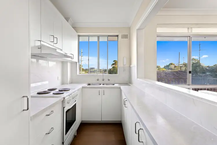 5/142 Gladstone Avenue