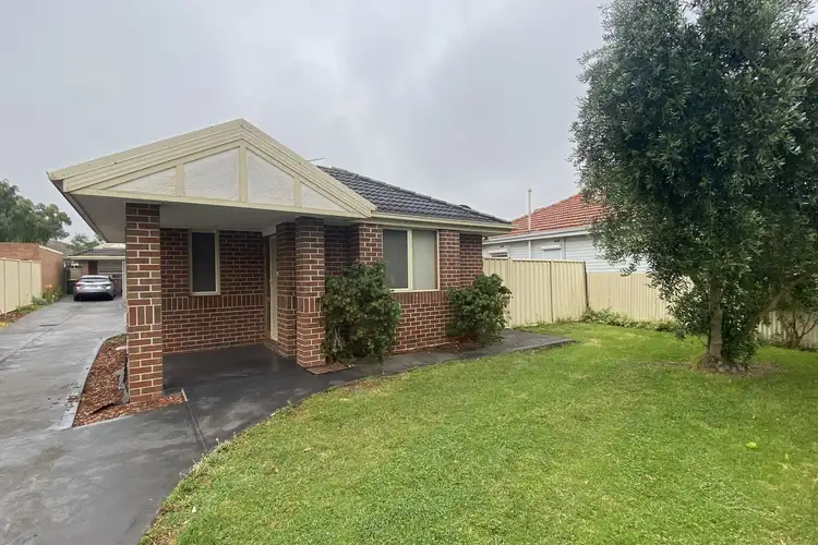 1/15 Orrong Avenue