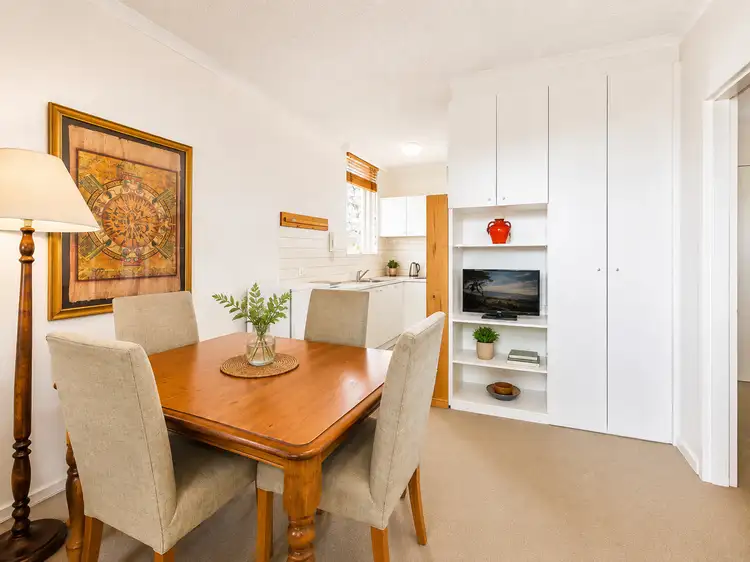 14/1 Acland Street, St Kilda West VIC 3182