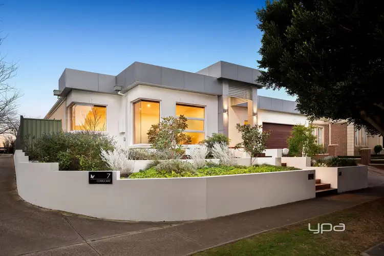 7 Correa Way