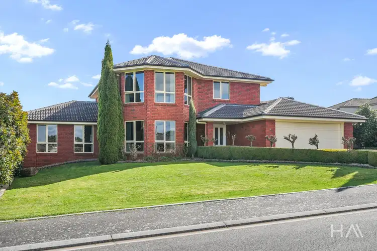 6 Estramina Court