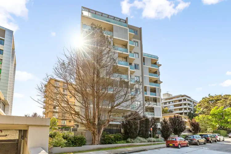 8/45 Claude Street