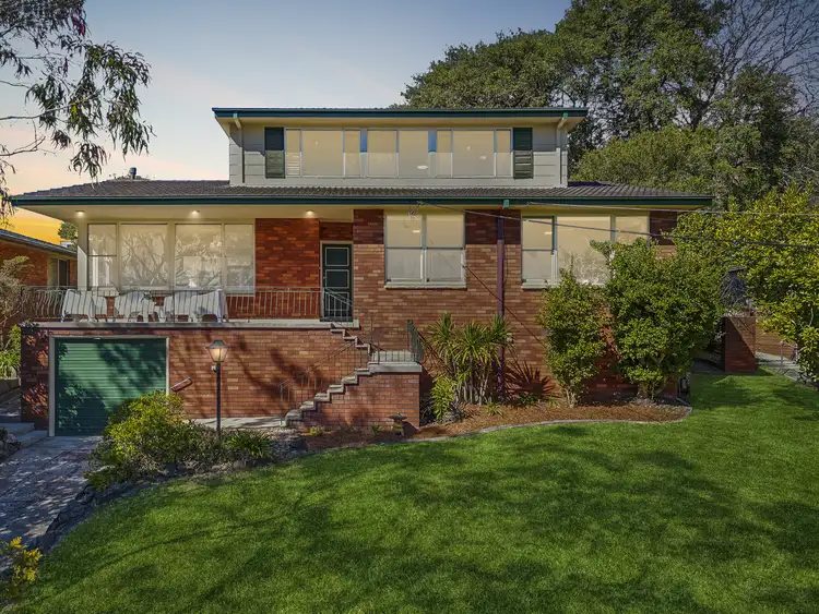 30 Bouvardia Street