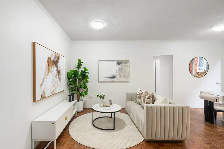 2/6 Isabel Street