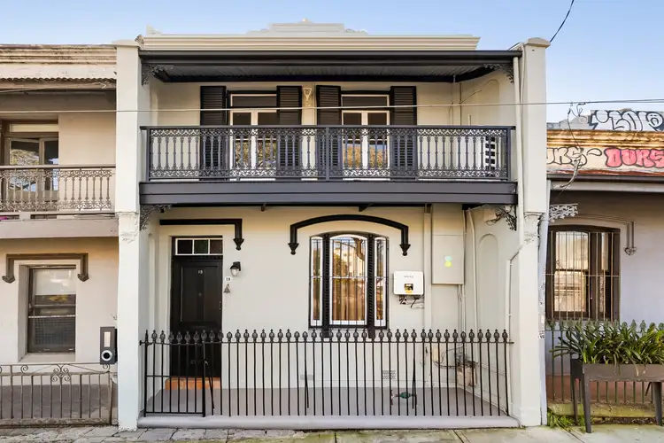 19 Bedford Street