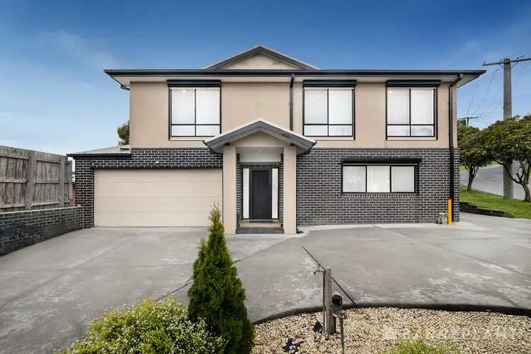 5 Songbird Avenue