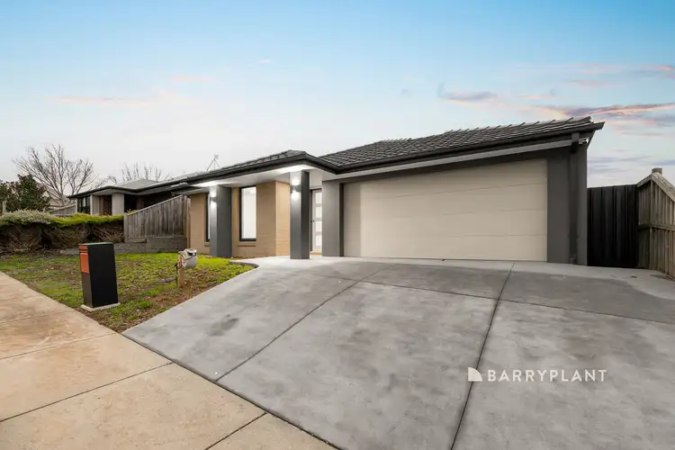 35 Silkwood Drive