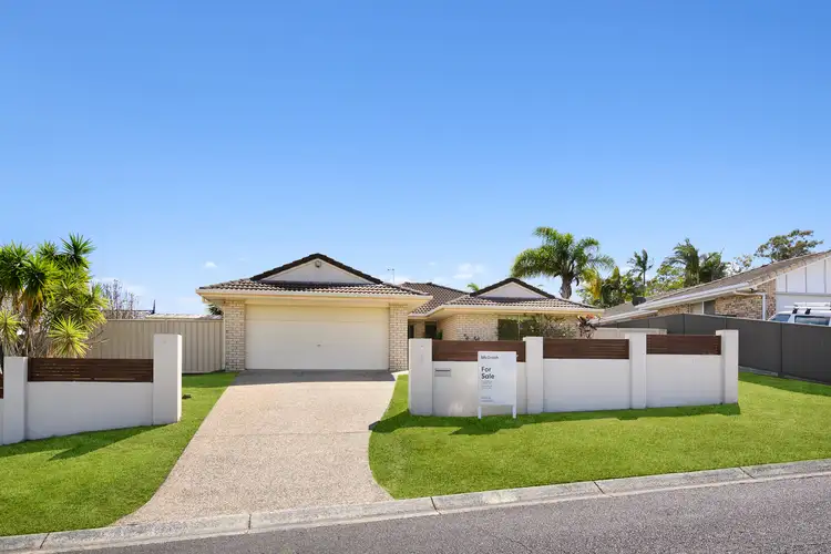 4 Woodstock Court