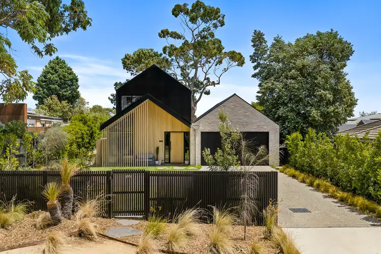 7 Ailsa Street