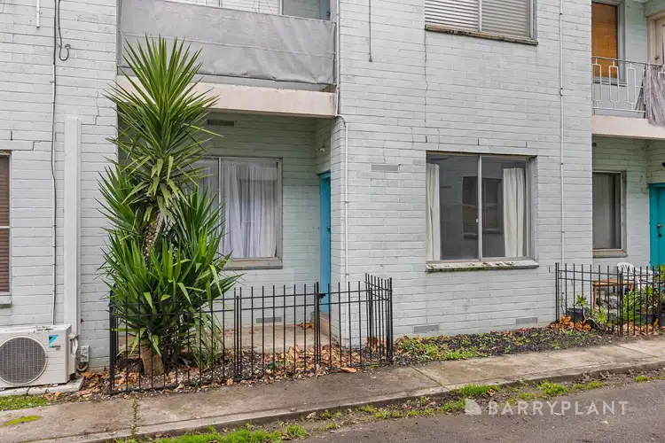 3/318 Lyons Street
