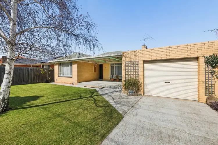 49 Sandford Avenue