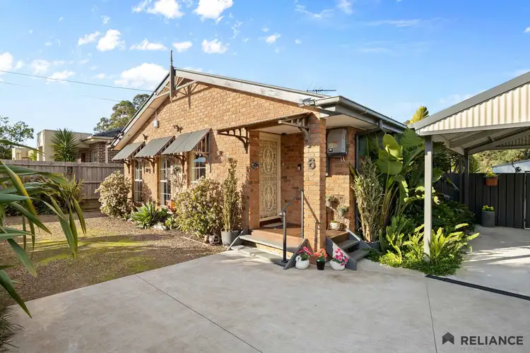 6 Raglan Street
