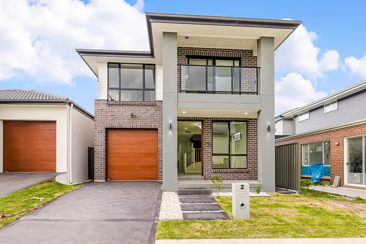 2 Gowrie Street