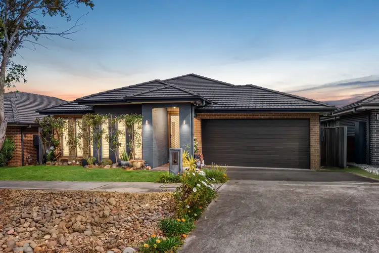 7 Byfield Avenue